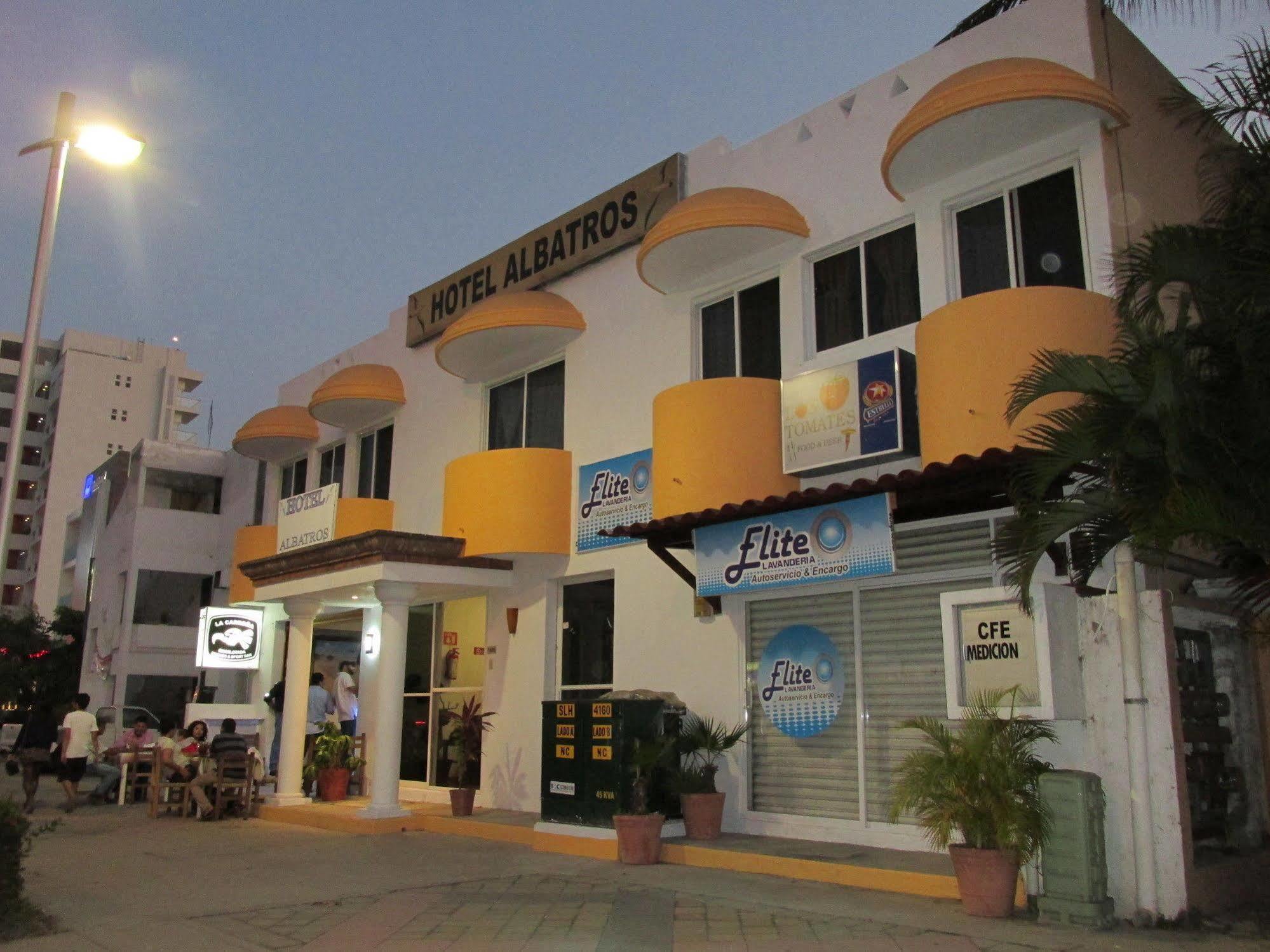 Hotel Albatros Manzanillo Eksteriør billede