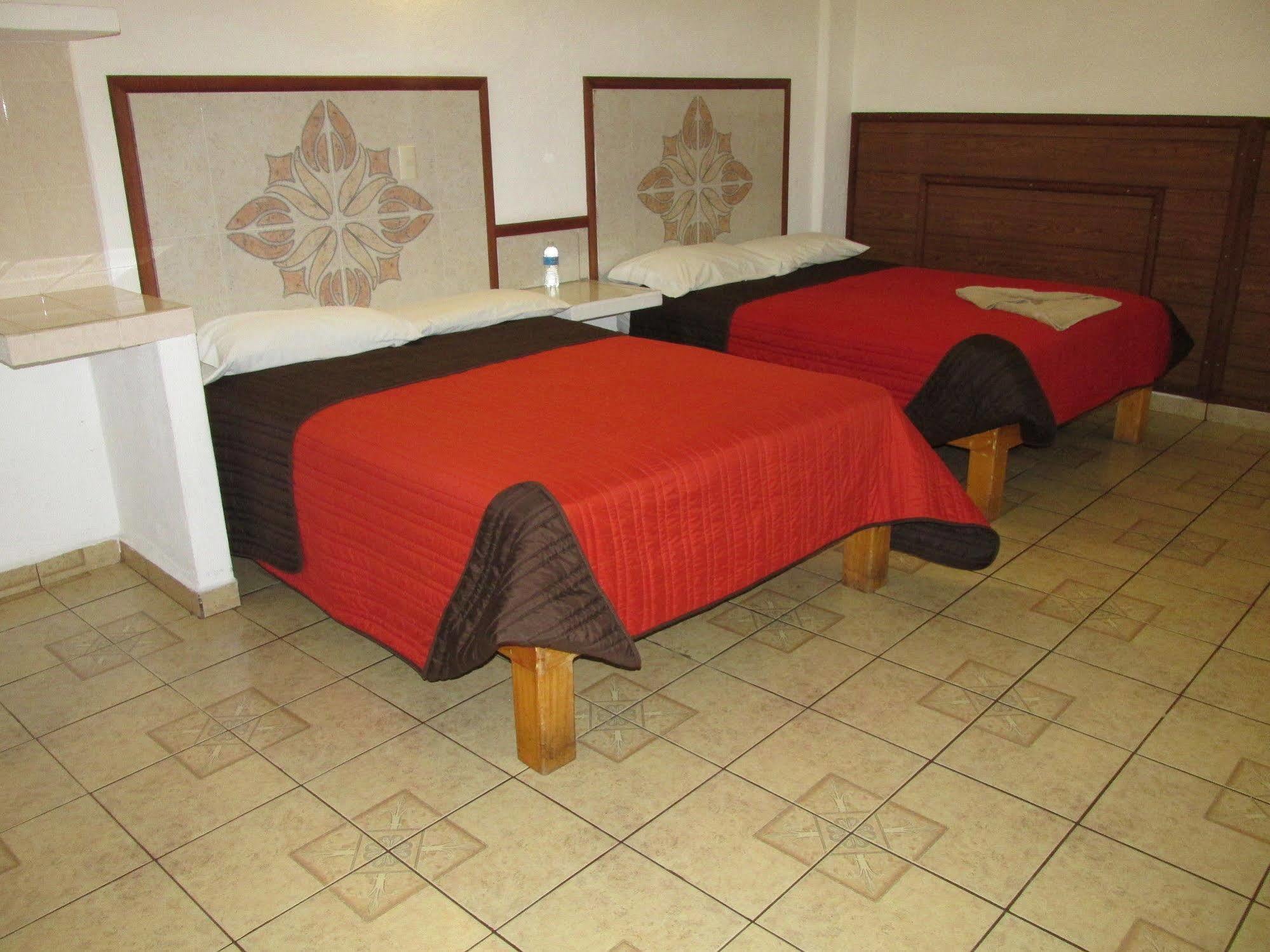 Hotel Albatros Manzanillo Eksteriør billede
